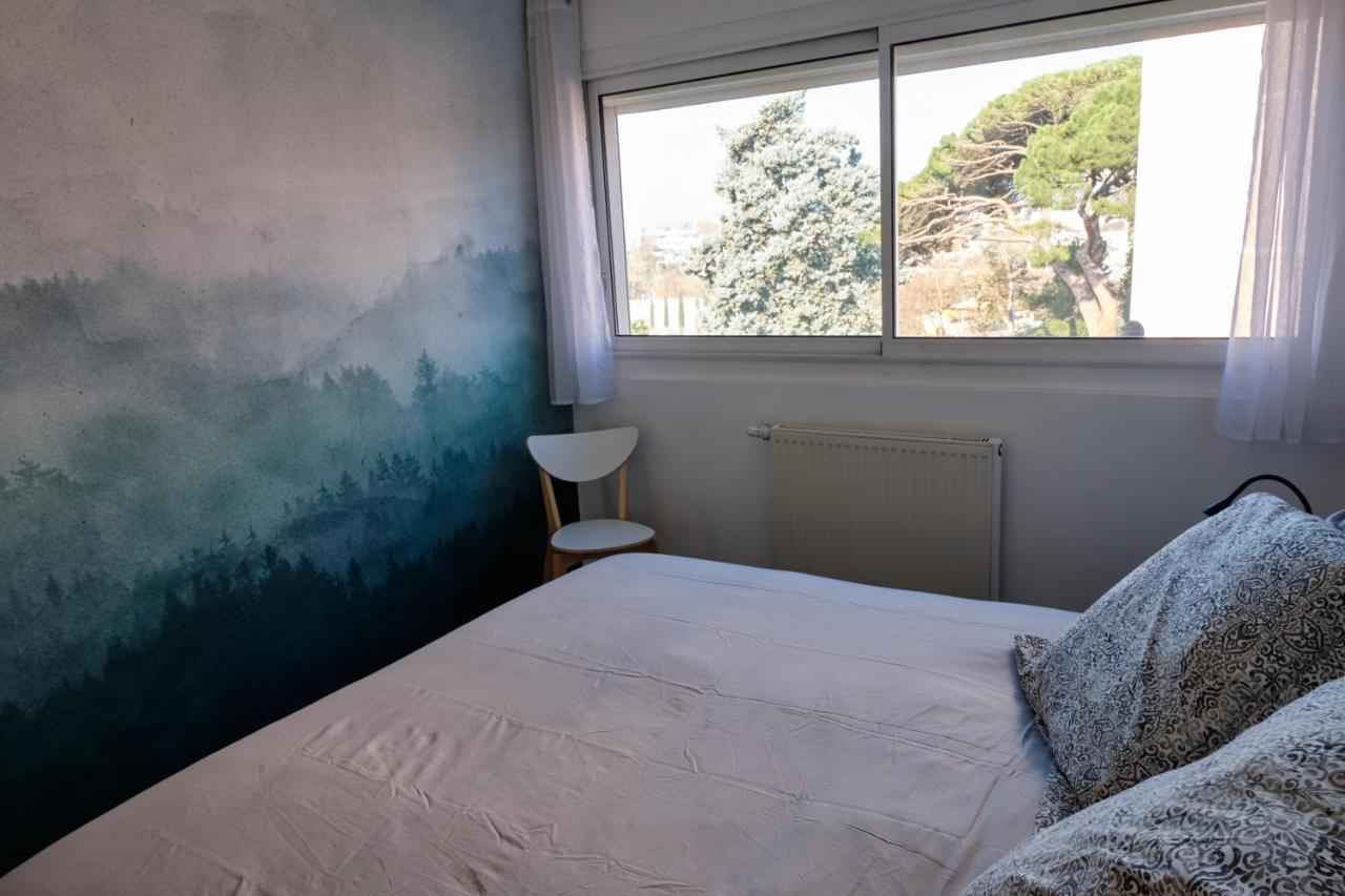 Two Bedrooms Modern Close To Tram Apartamento *